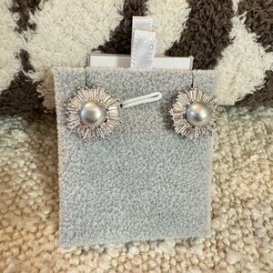 Brand New Never Worn Sunburst Fresh Water Pearl stud